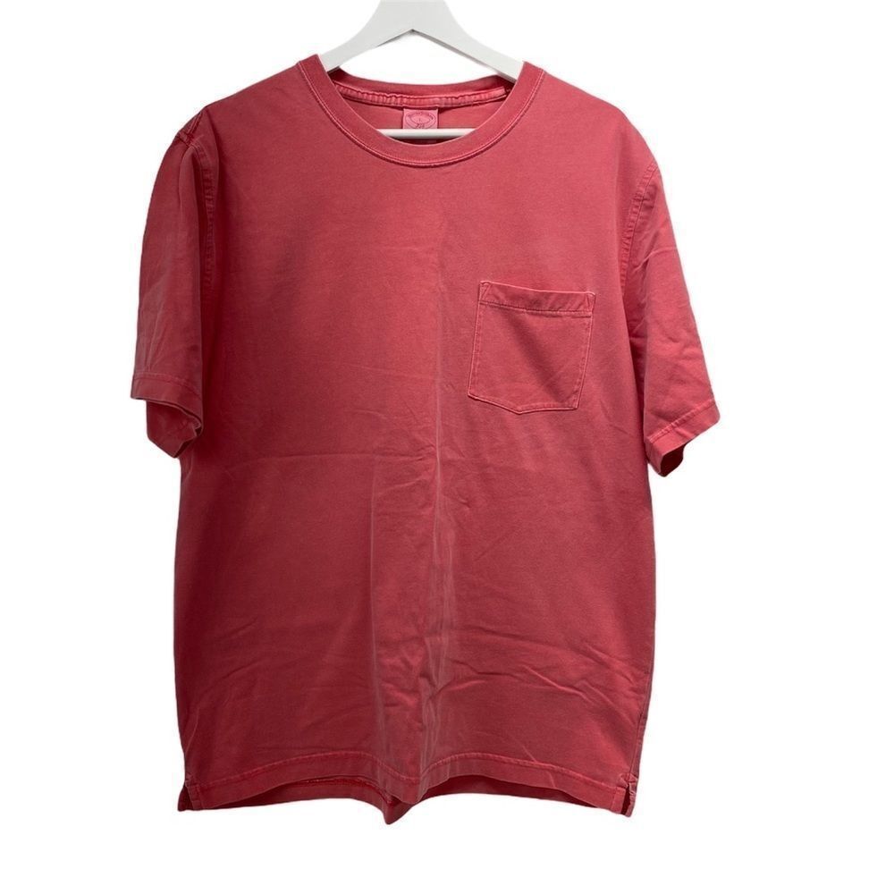 Brooks Brothers coral t-shirt size Large